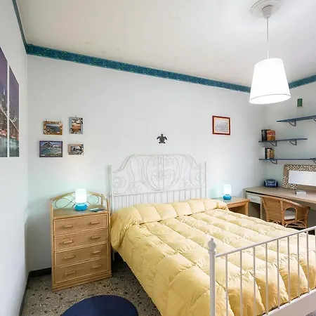 Prati Dei Papa Halldis Apartment *